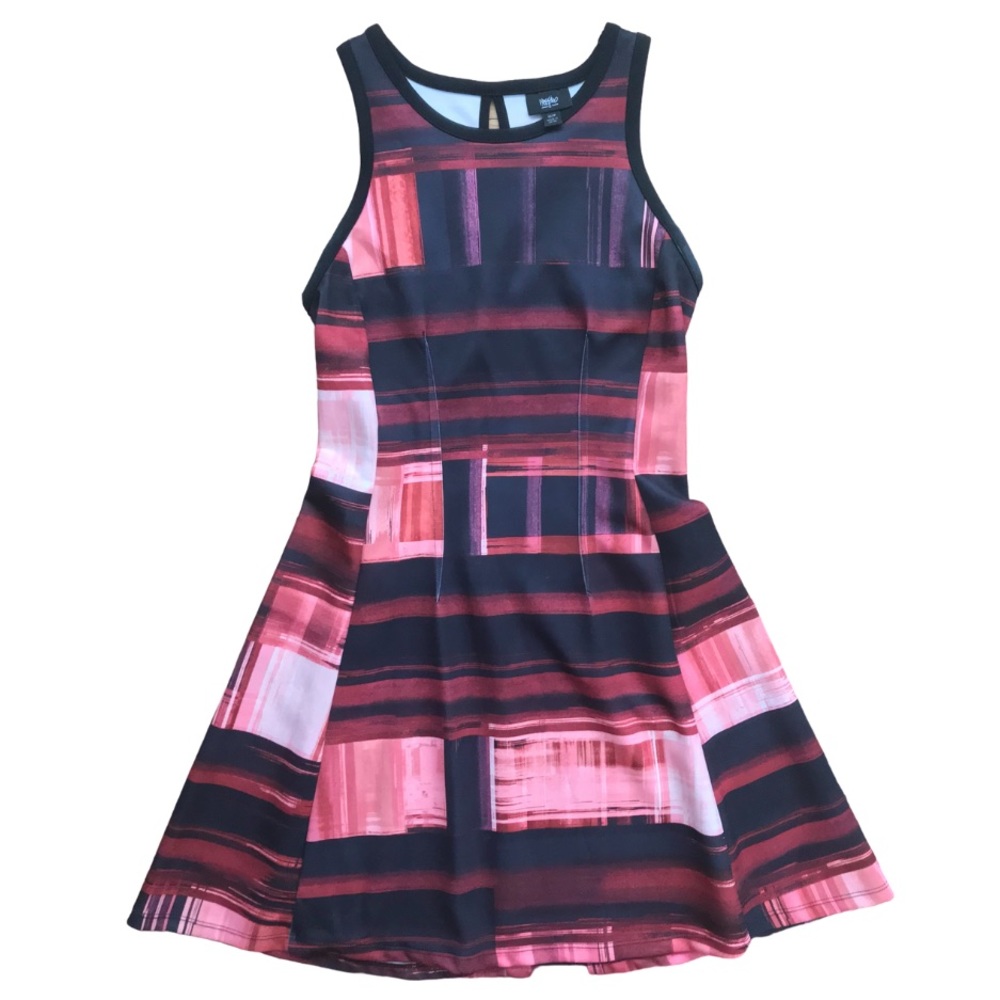 Sleeveless Black and Red Dress